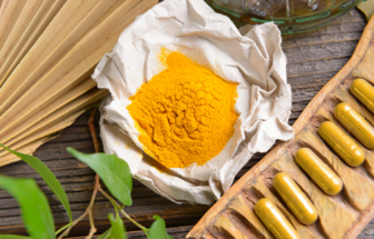 Účinná detoxikace: silymarin a kurkumin